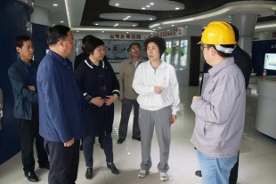 白銀市委書記蘇君來我公司調研指導企業經濟運行